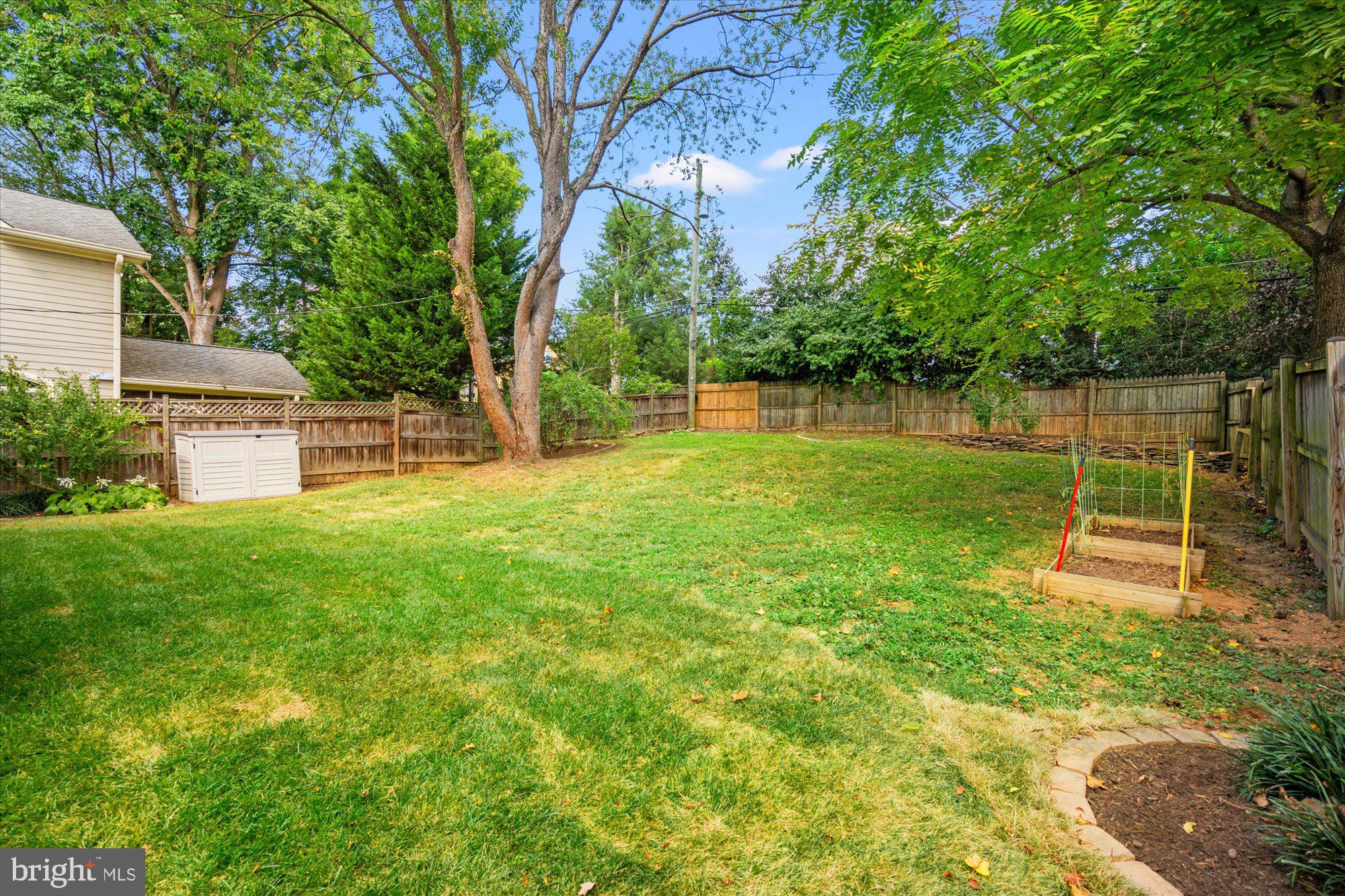 202 W GEORGE MASON ROAD