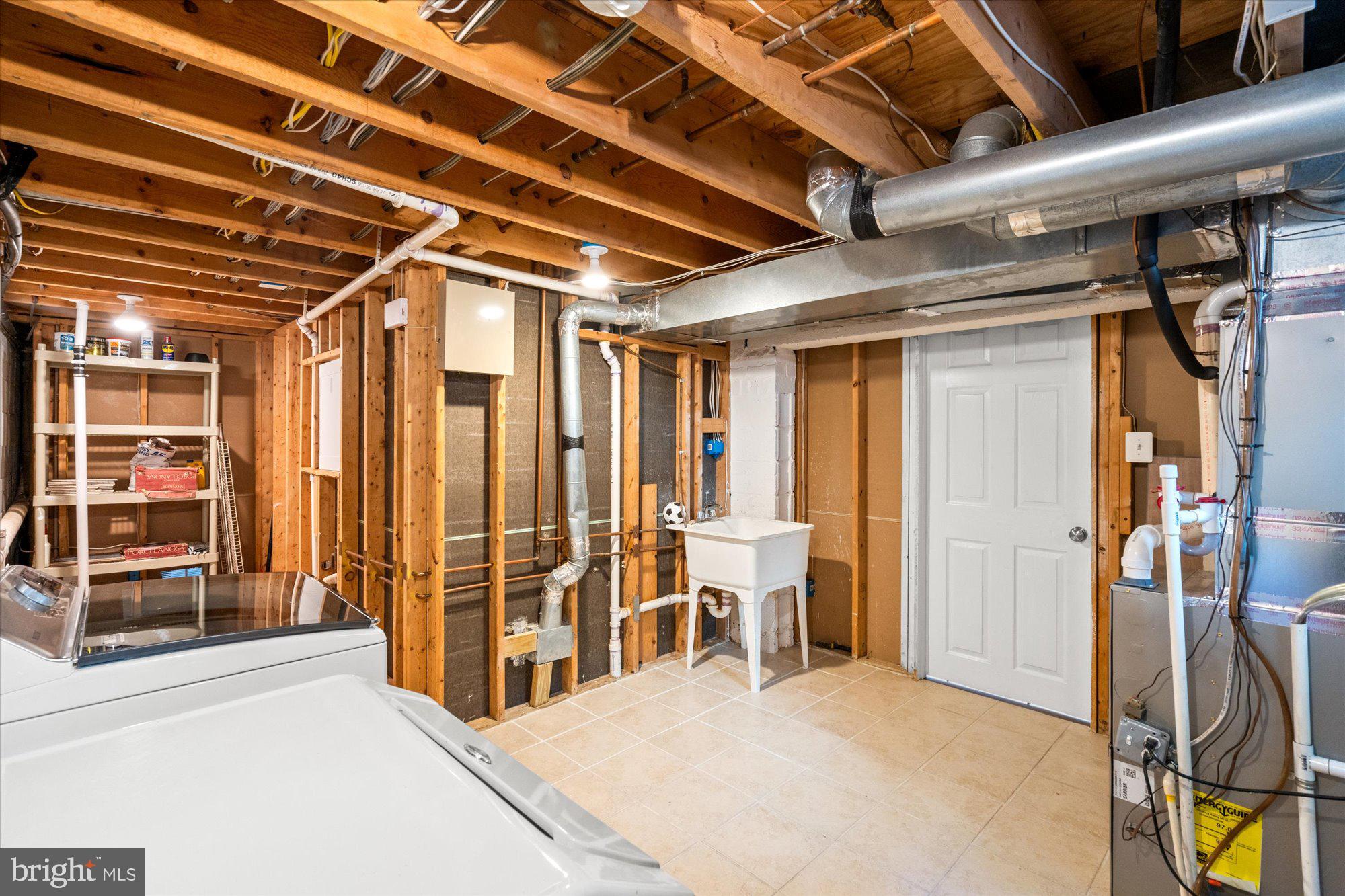 202 W GEORGE MASON ROAD