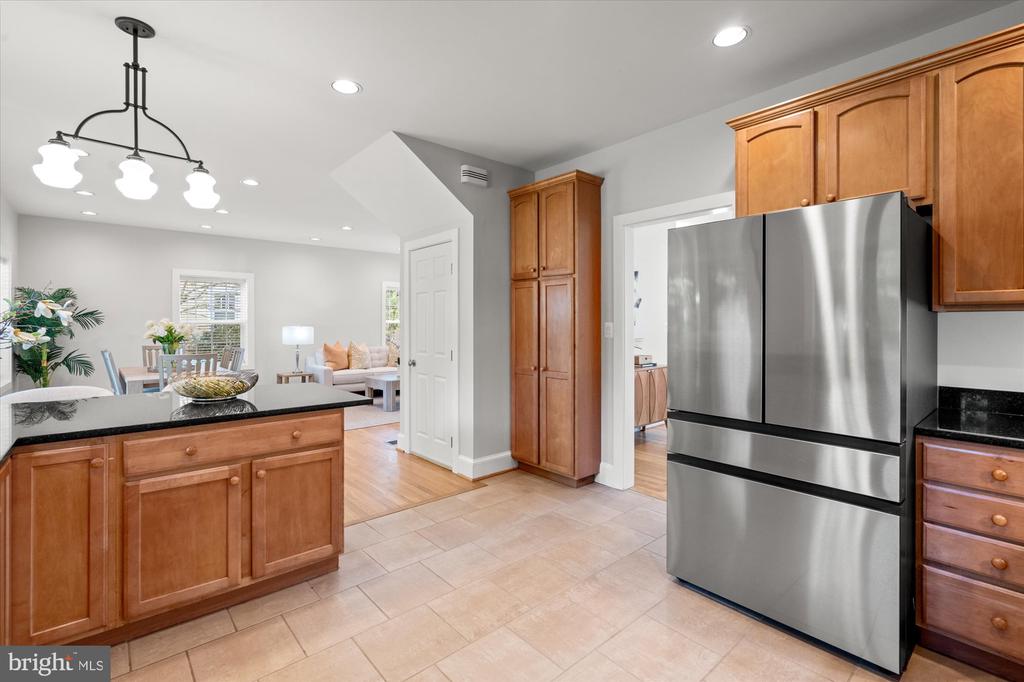 202 W GEORGE MASON ROAD