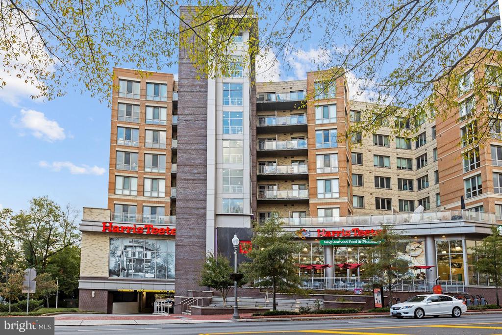 444 W BROAD STREET 230