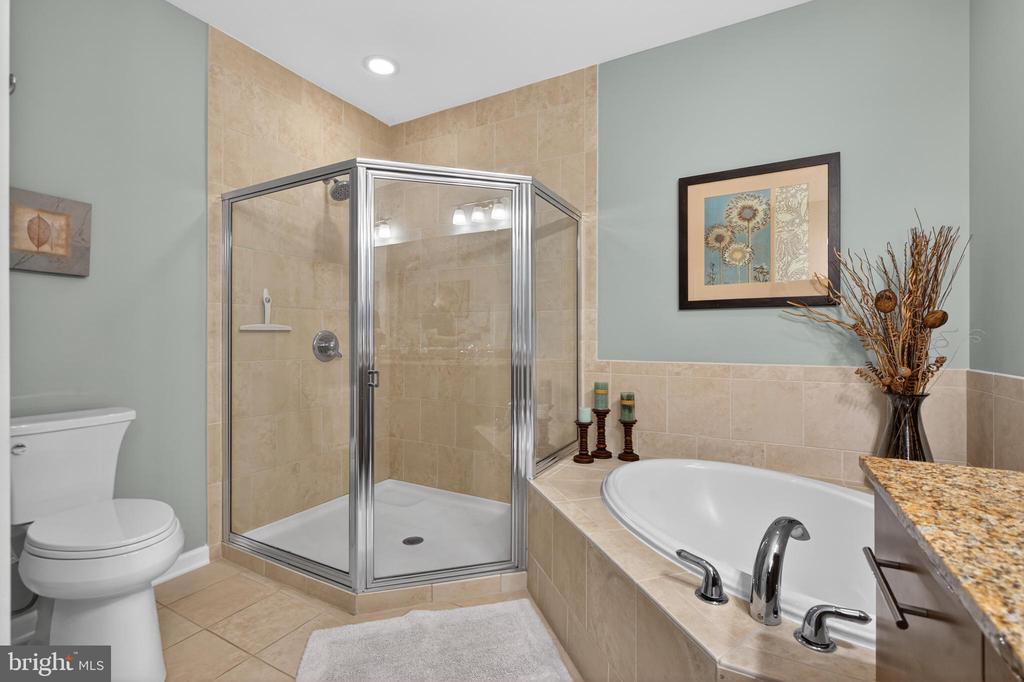 444 W BROAD STREET 230