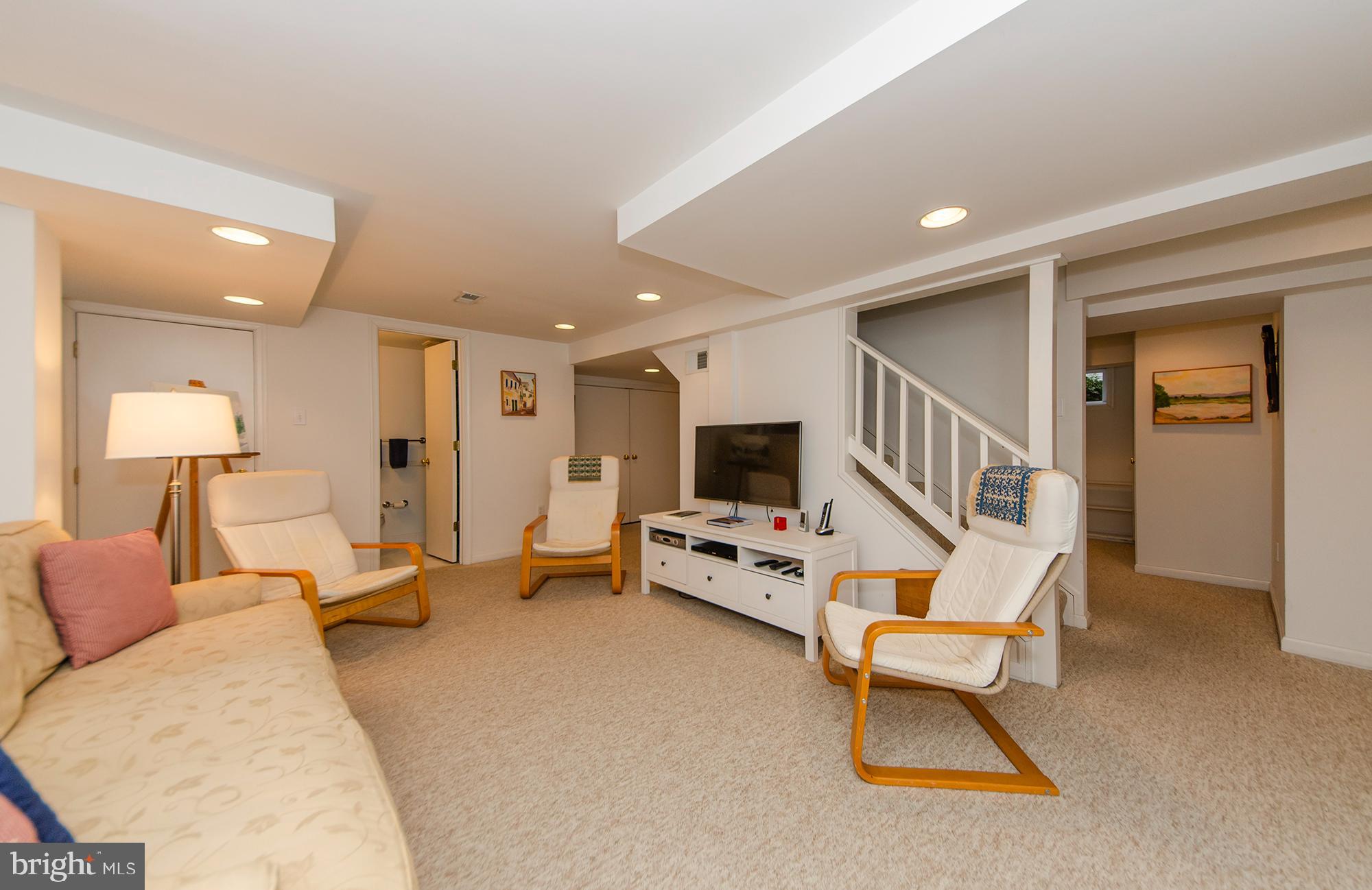 1308 TRACY PLACE