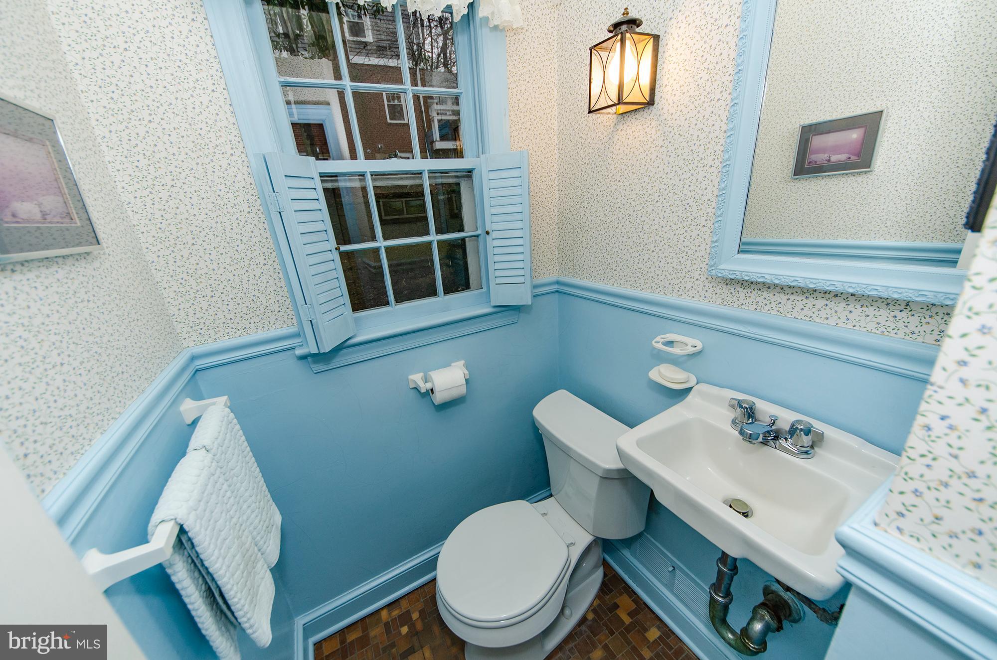 1308 TRACY PLACE