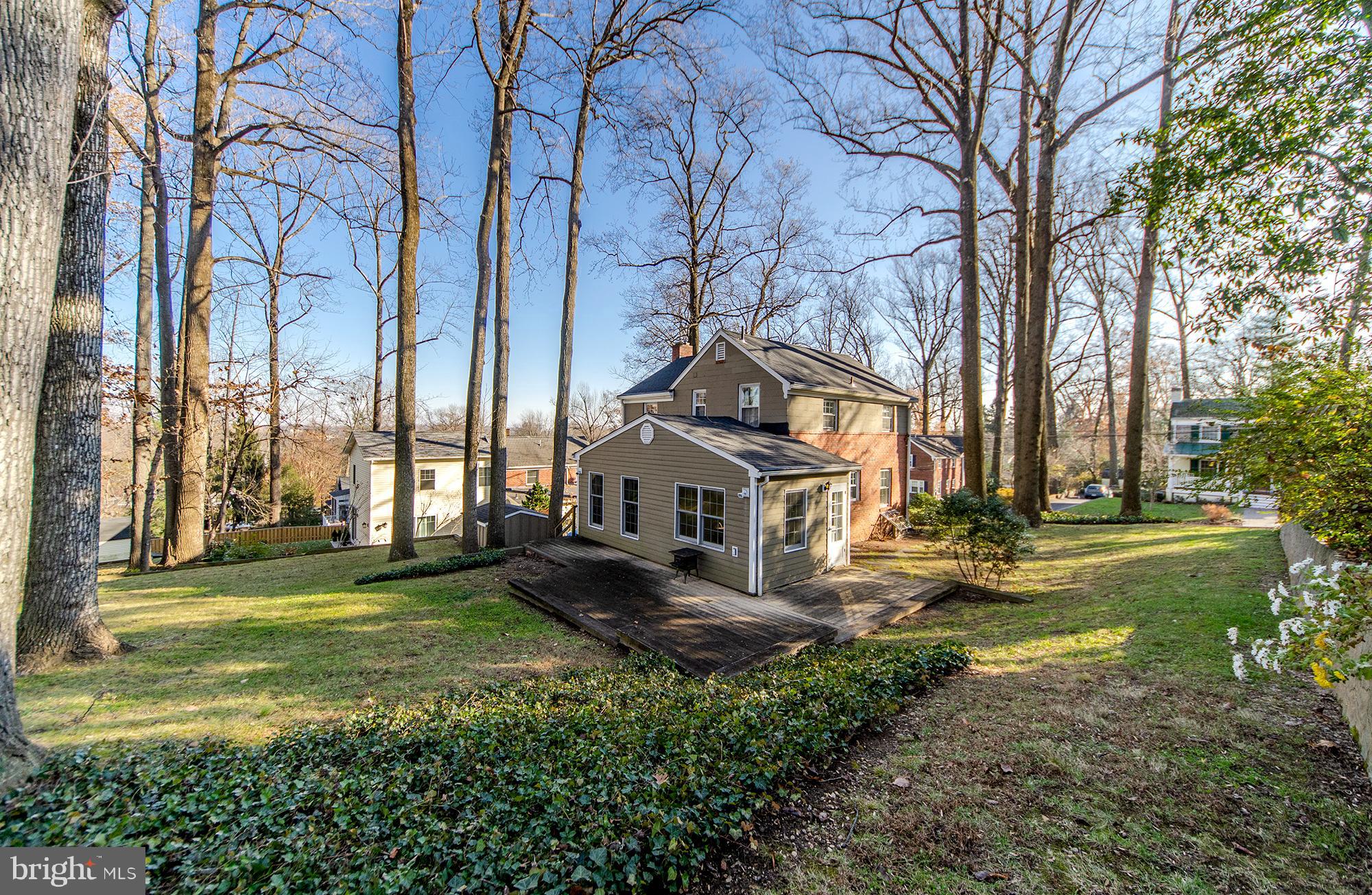 1308 TRACY PLACE