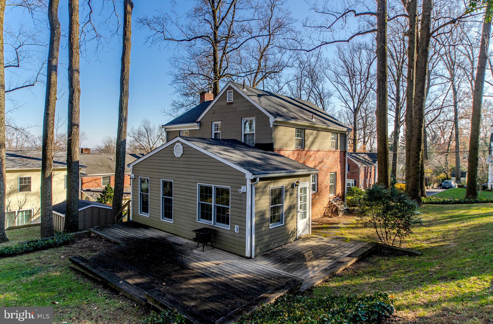 1308 TRACY PLACE