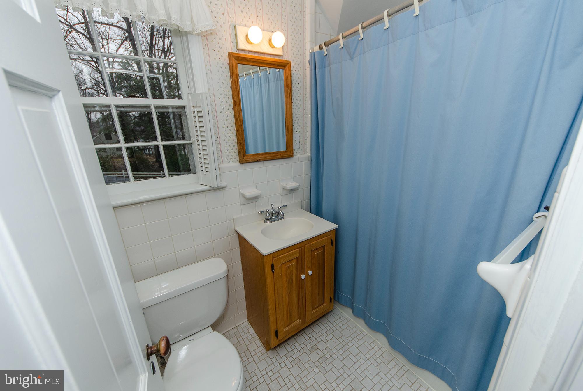 1308 TRACY PLACE