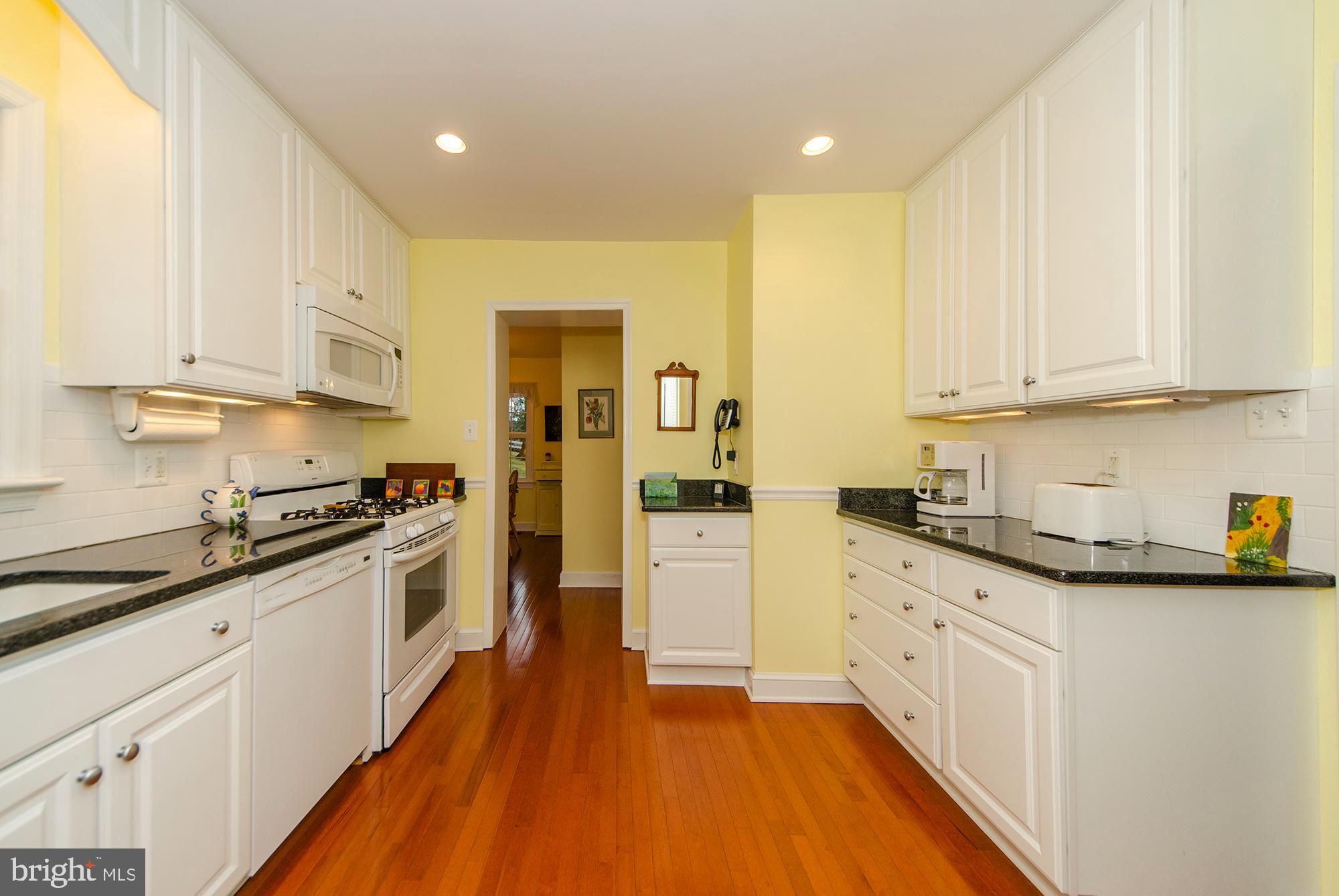 1308 TRACY PLACE