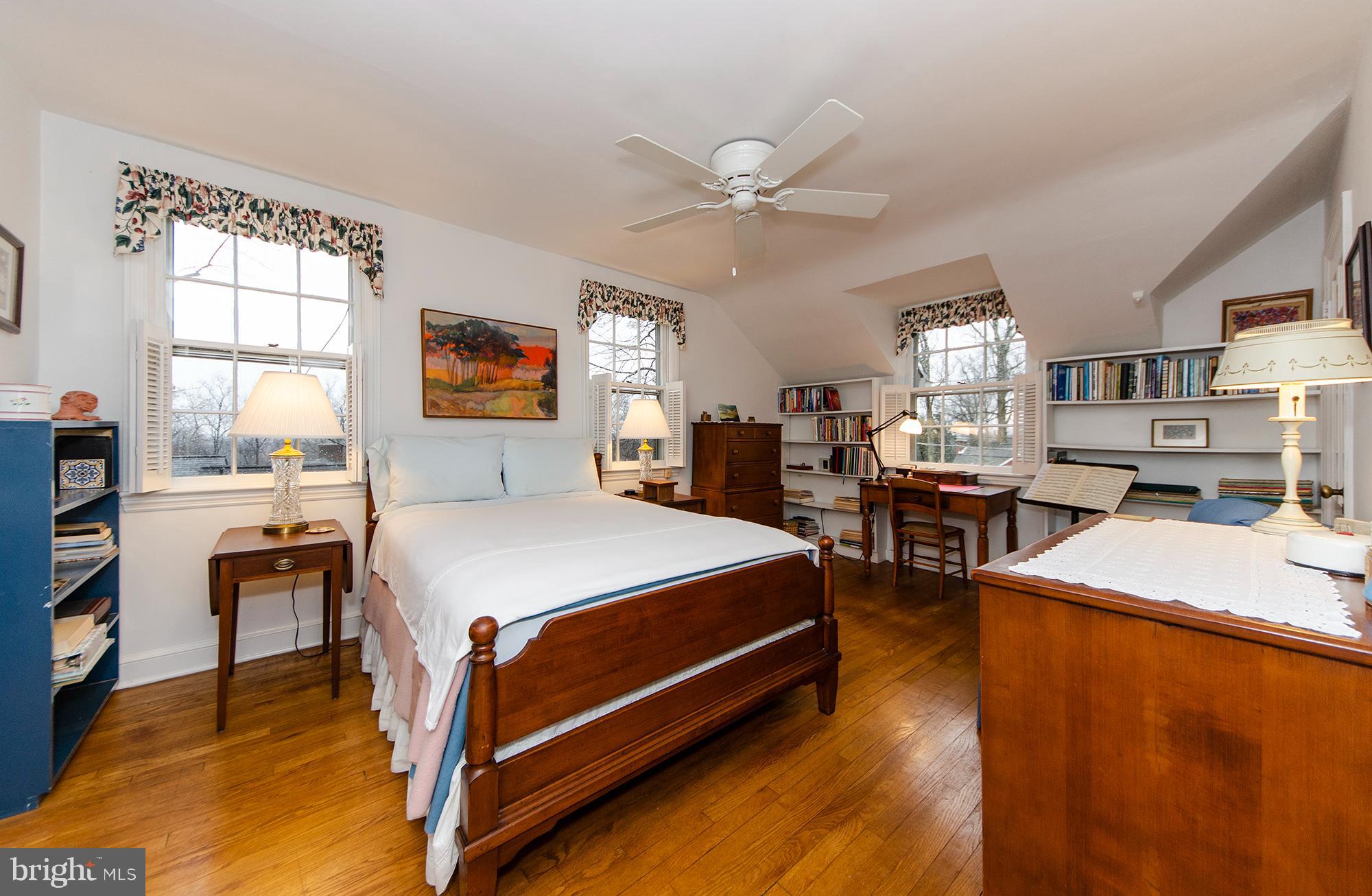 1308 TRACY PLACE