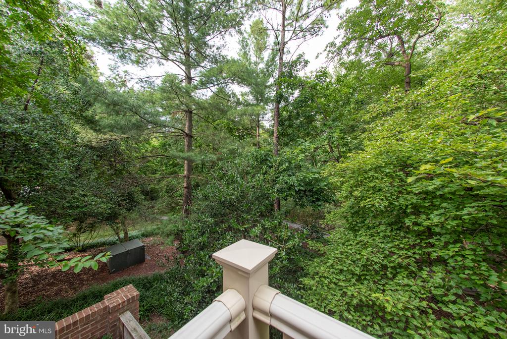 101 GRESHAM PLACE