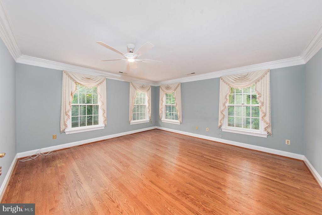 101 GRESHAM PLACE