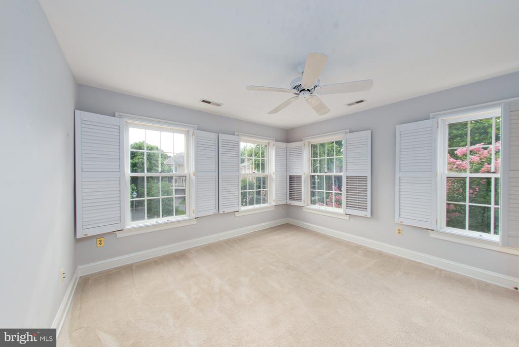 101 GRESHAM PLACE
