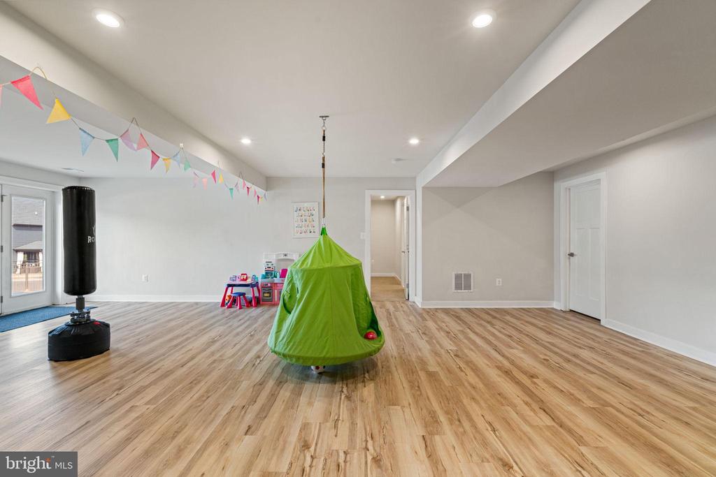 1601 RAMPART DRIVE