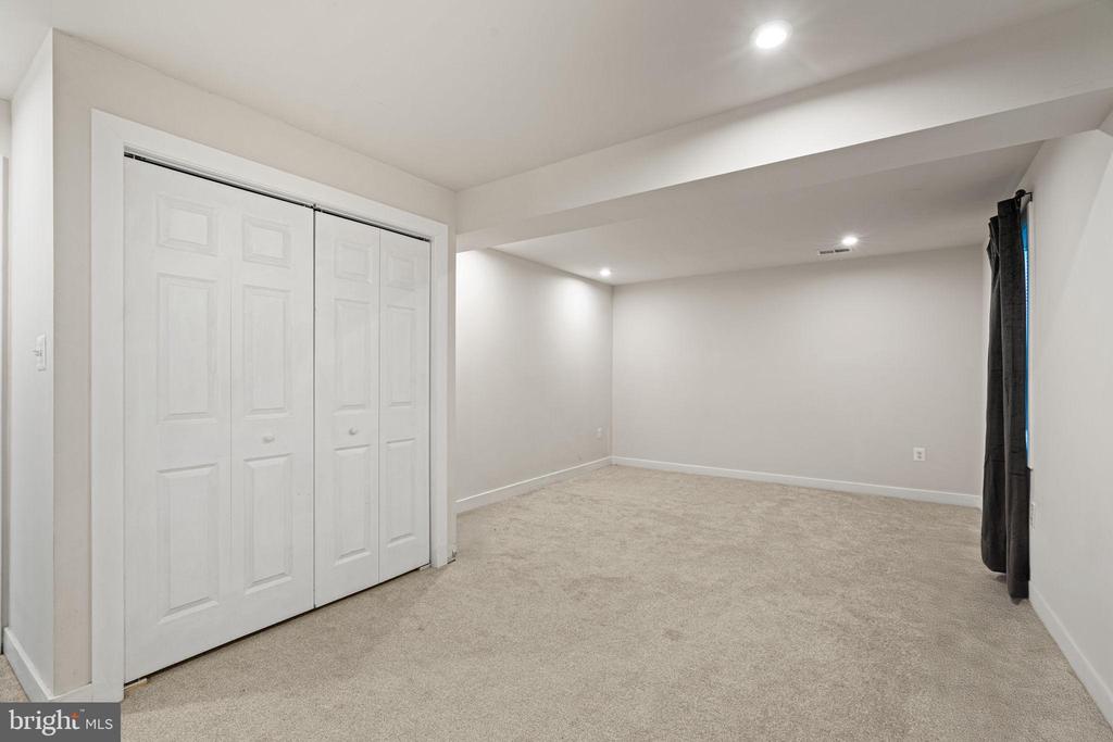 1601 RAMPART DRIVE