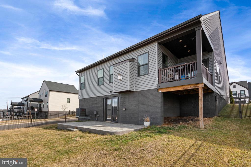 1601 RAMPART DRIVE
