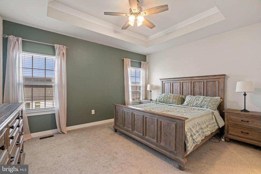 1601 RAMPART DRIVE