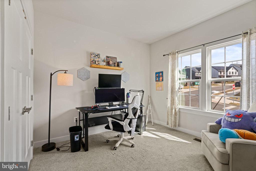 1601 RAMPART DRIVE