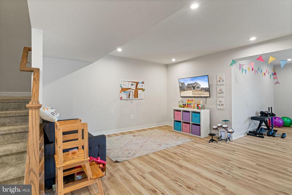 1601 RAMPART DRIVE