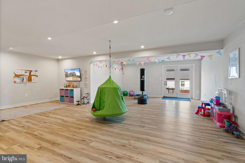1601 RAMPART DRIVE