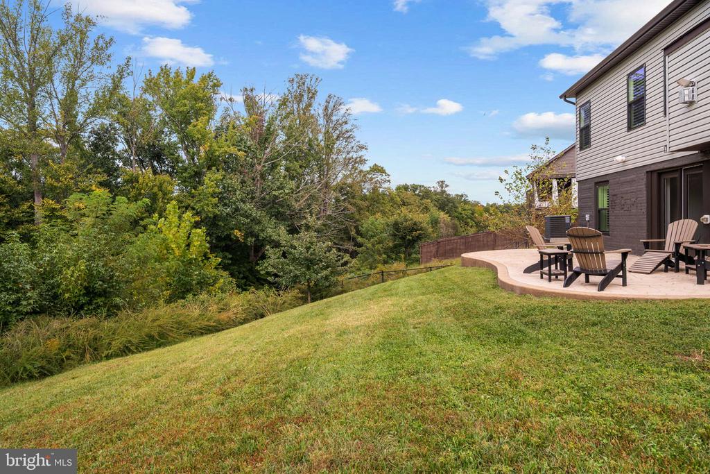 1218 CITY VIEW LANE