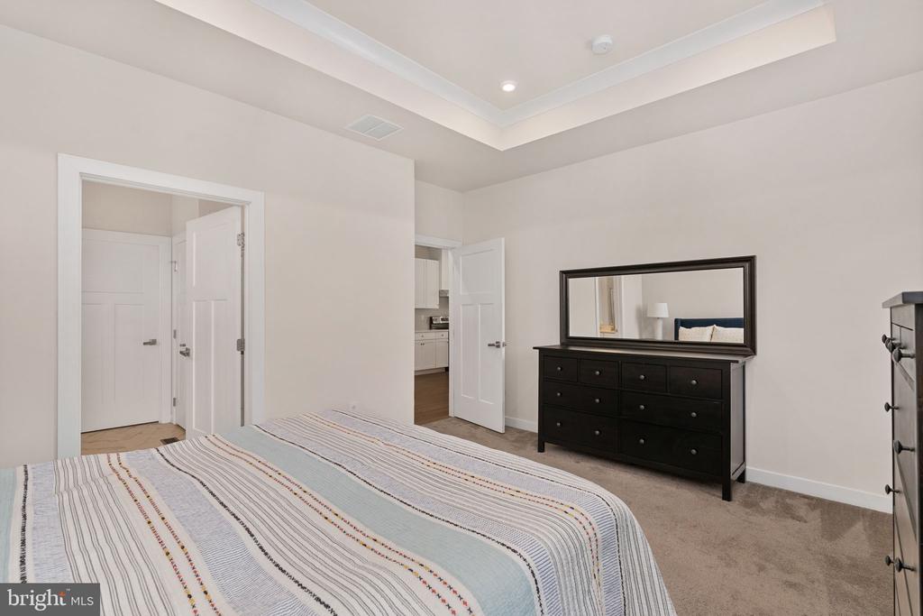 1218 CITY VIEW LANE