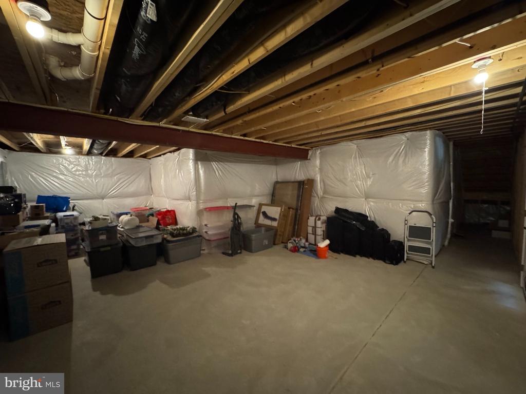 1218 CITY VIEW LANE
