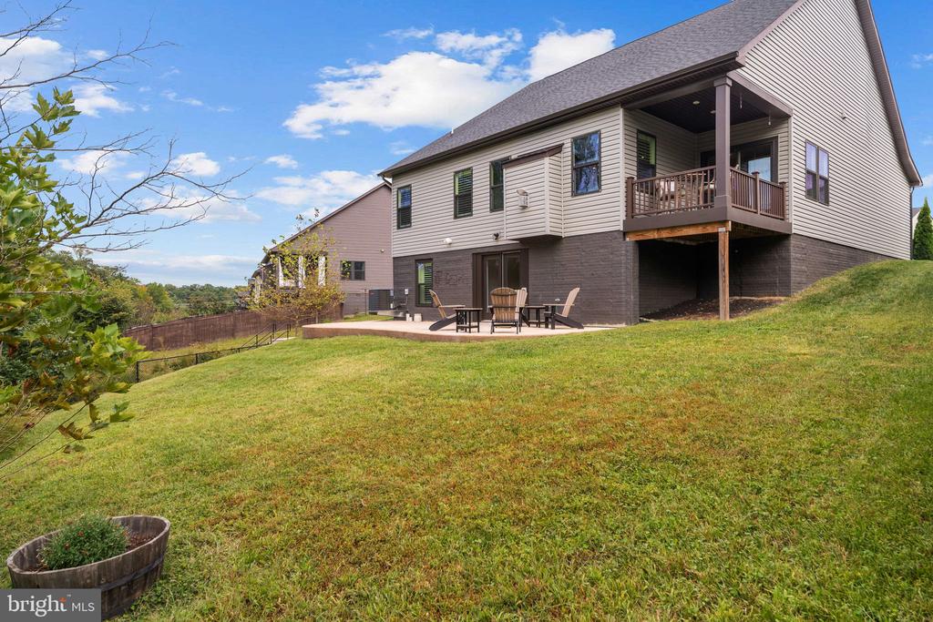 1218 CITY VIEW LANE