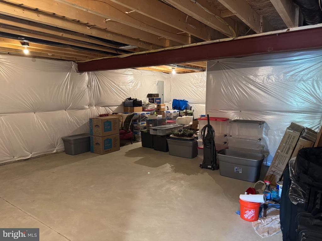 1218 CITY VIEW LANE