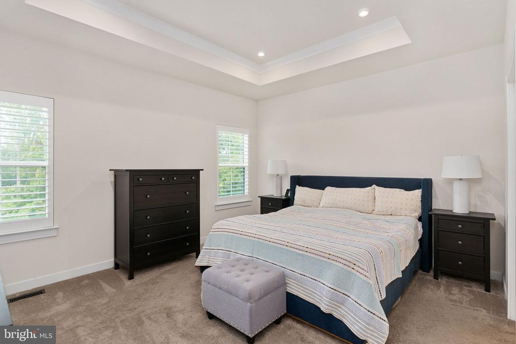 1218 CITY VIEW LANE