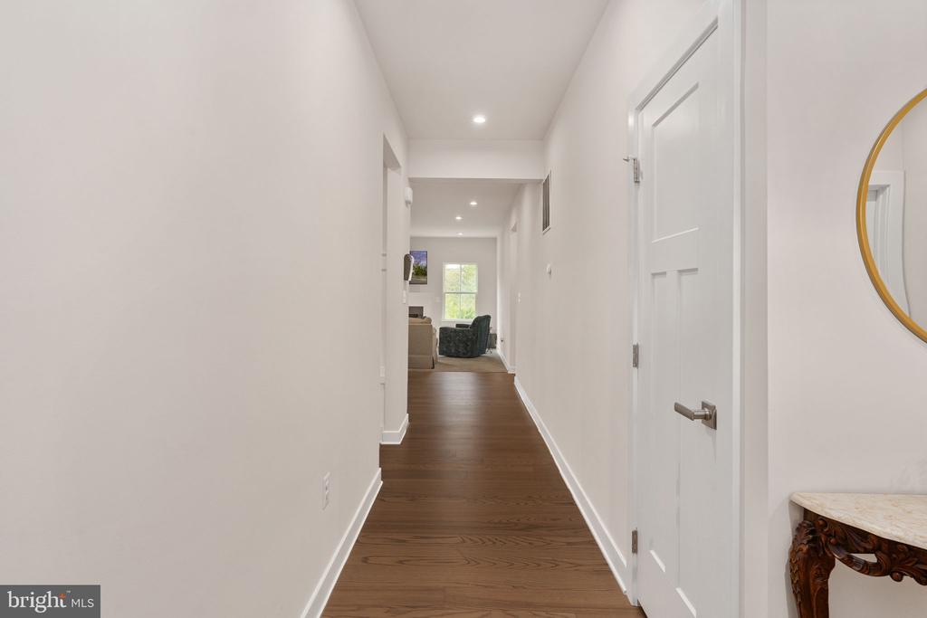 1218 CITY VIEW LANE