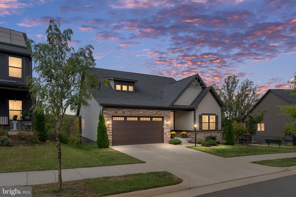 1218 CITY VIEW LANE