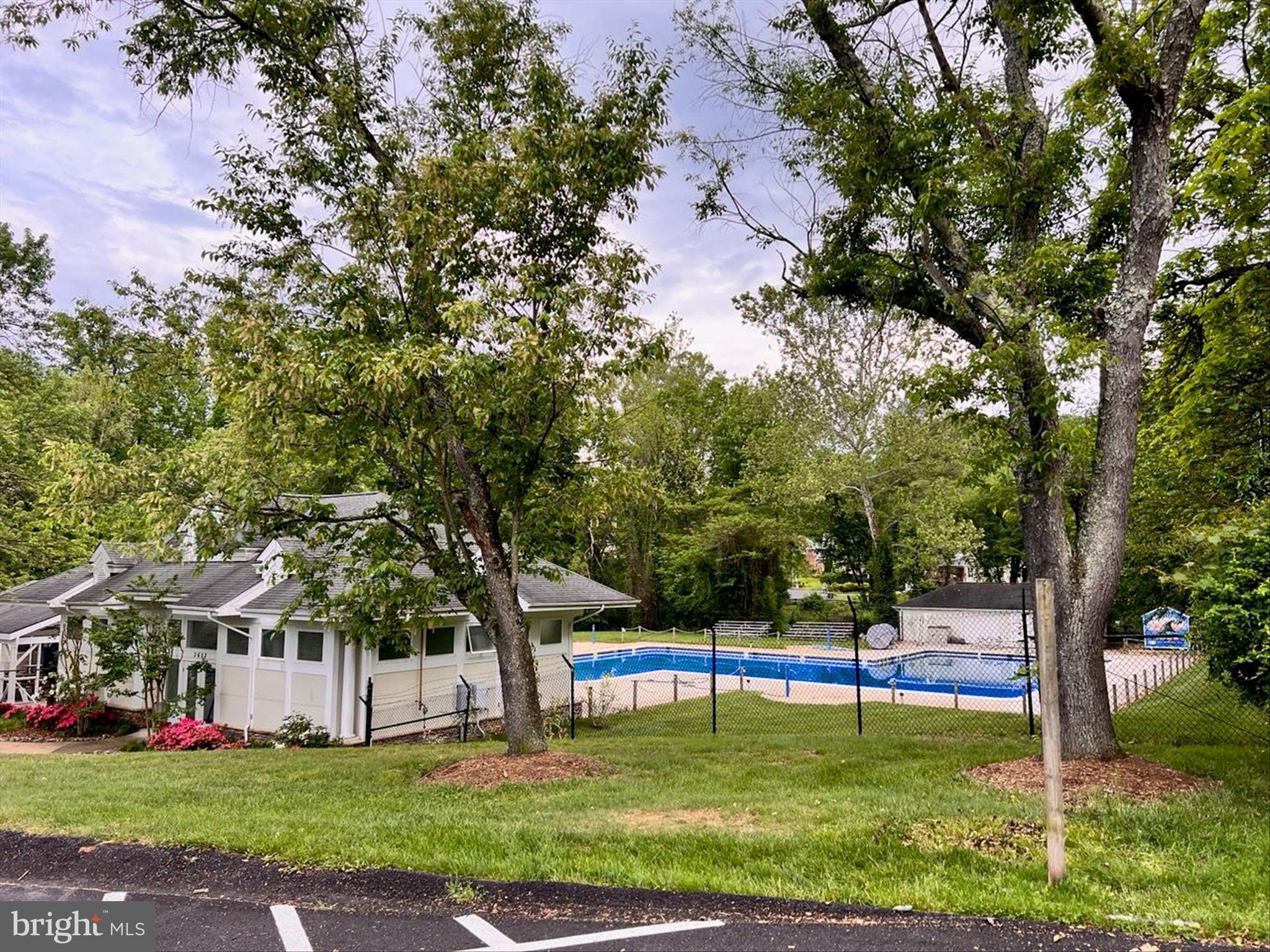 3613 OLD POST ROAD