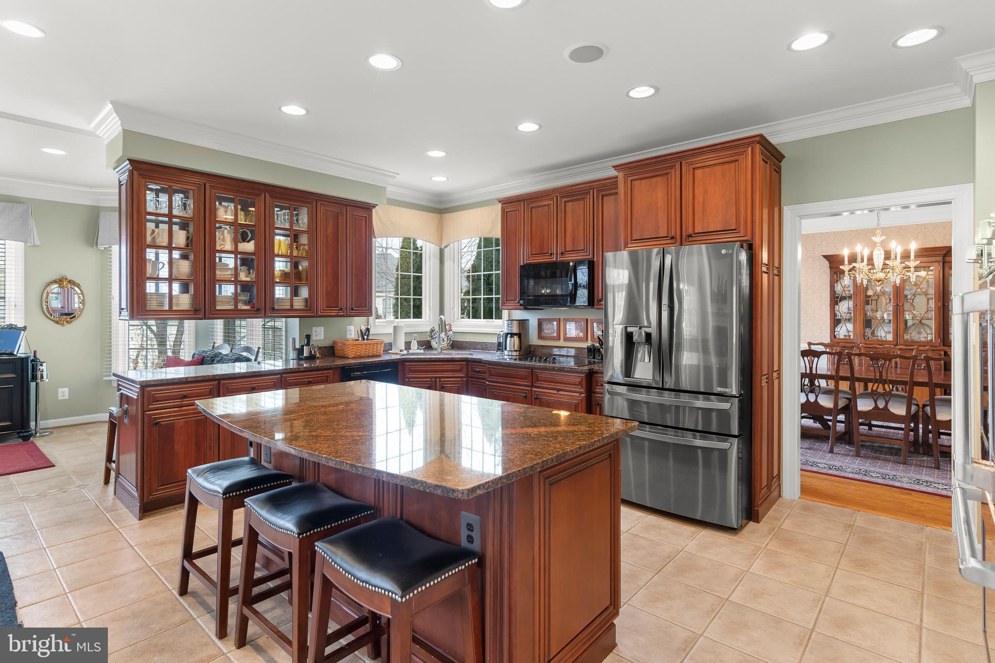 3828 FARR OAK CIRCLE