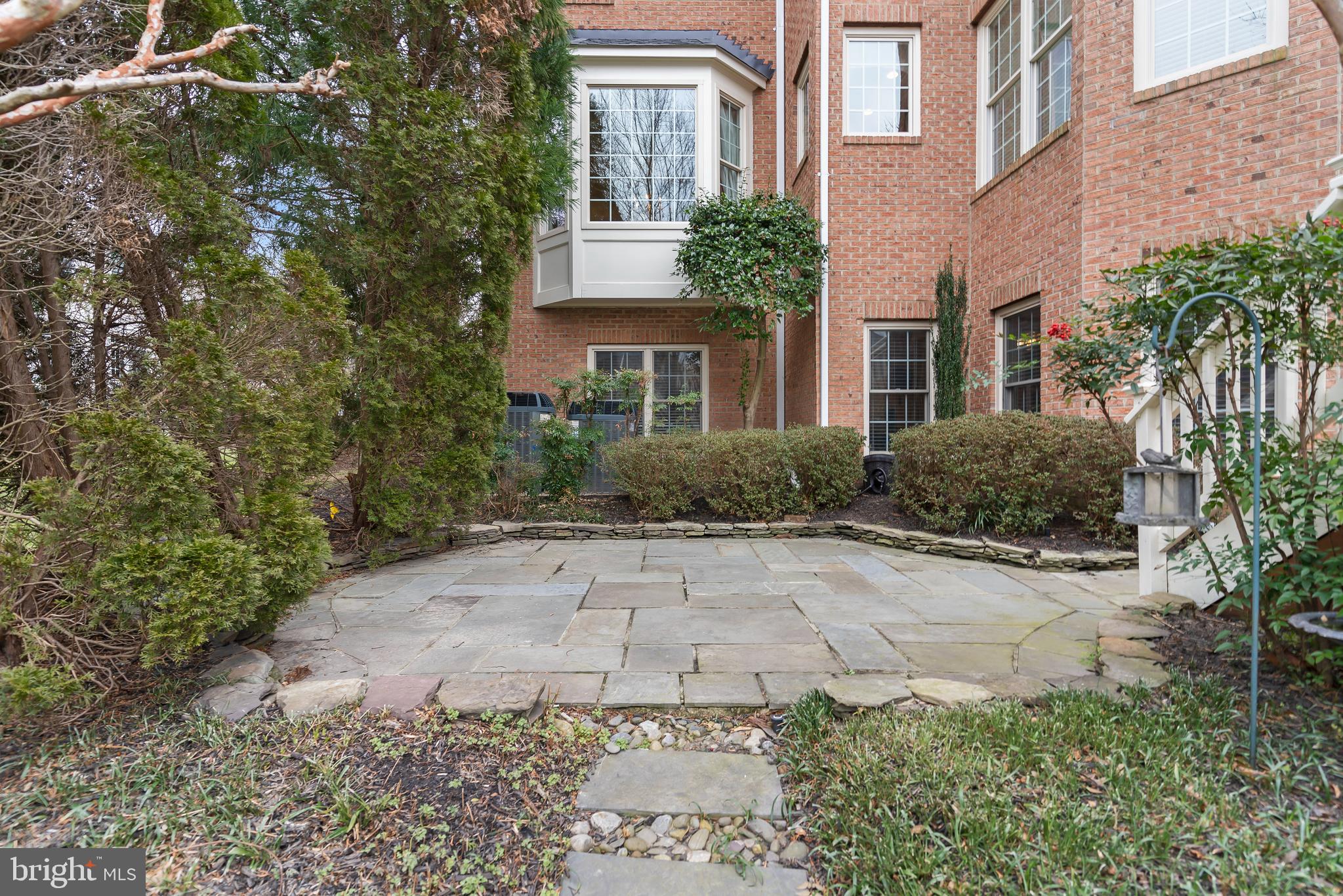 3828 FARR OAK CIRCLE