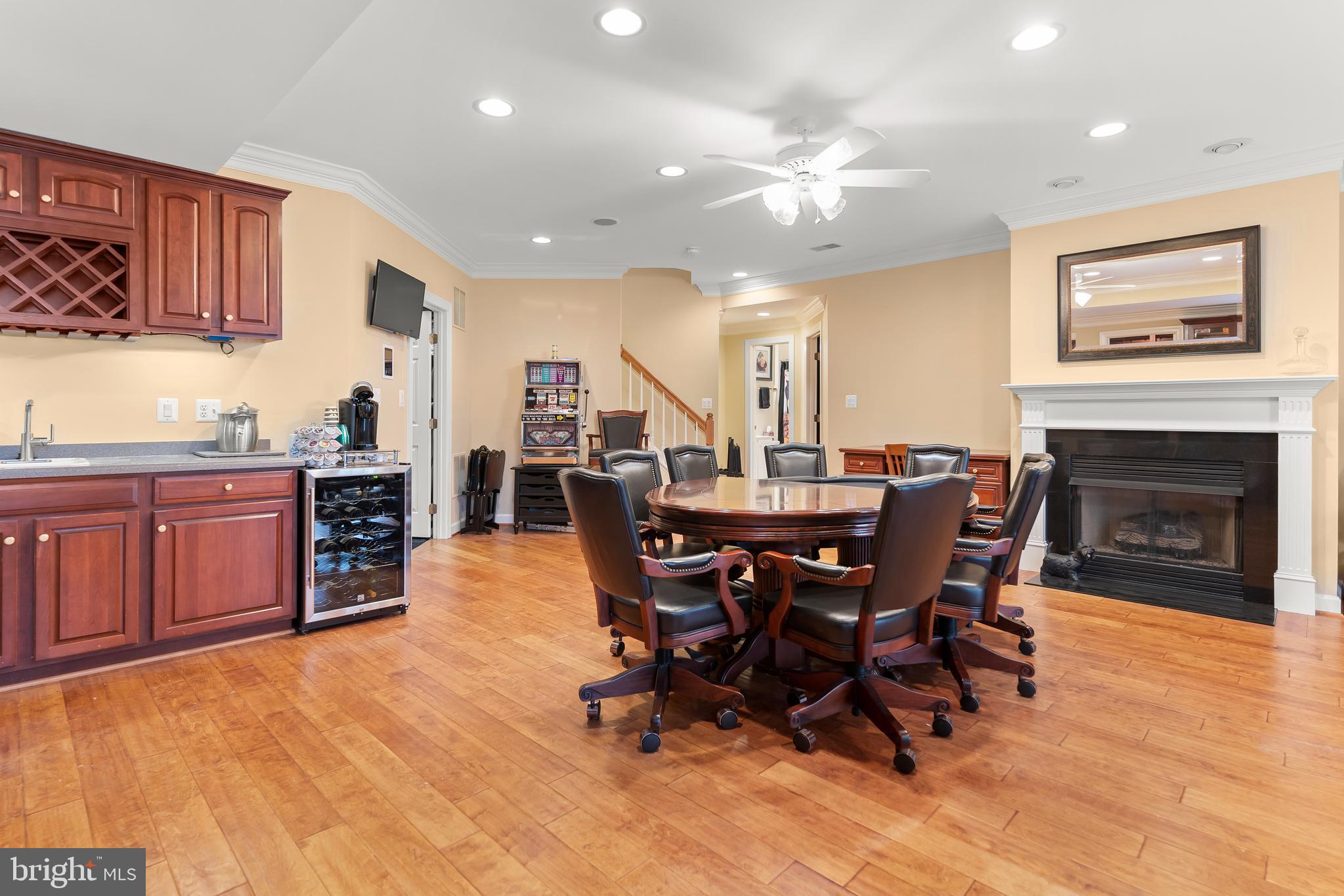 3828 FARR OAK CIRCLE