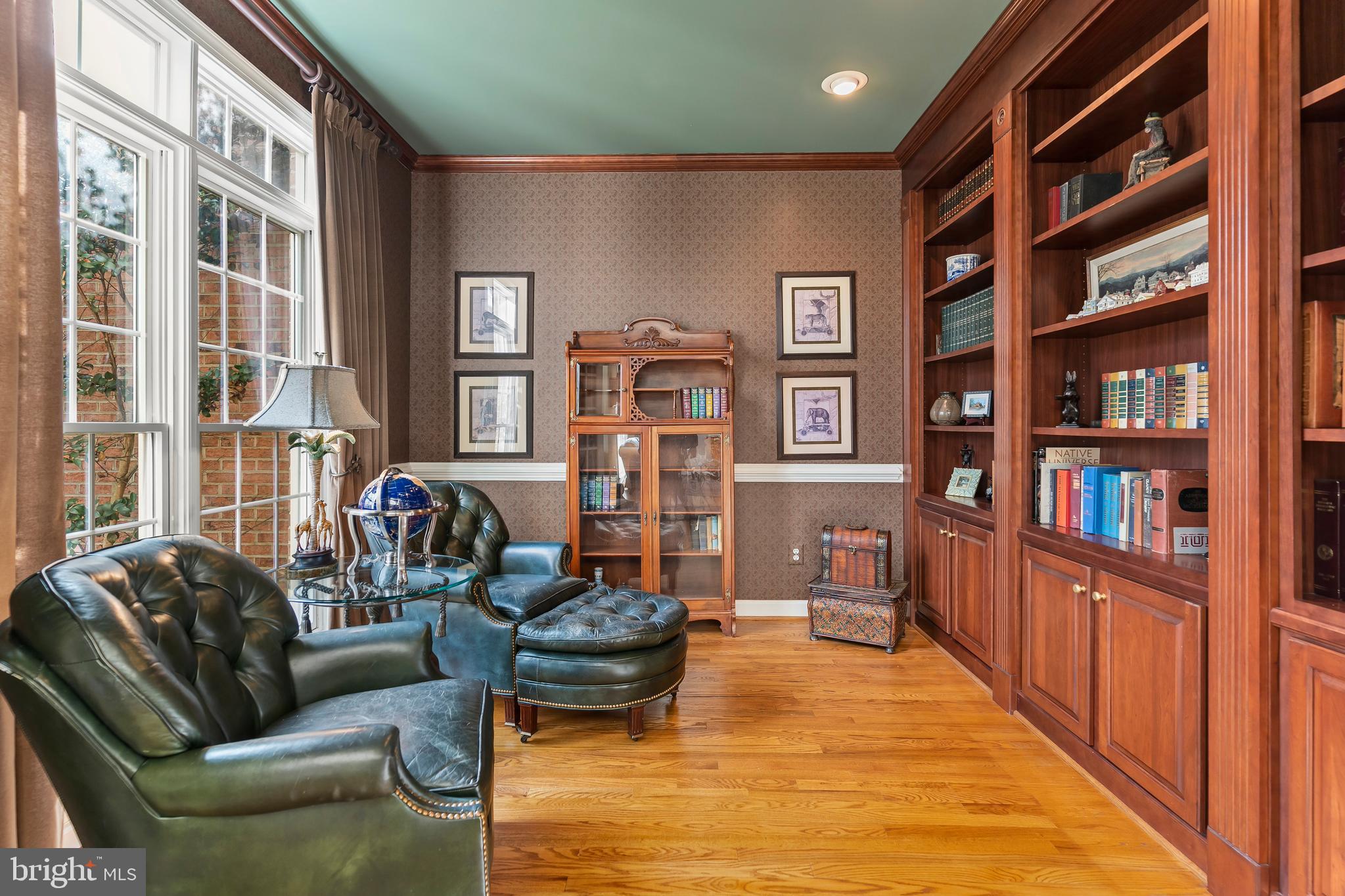 3828 FARR OAK CIRCLE