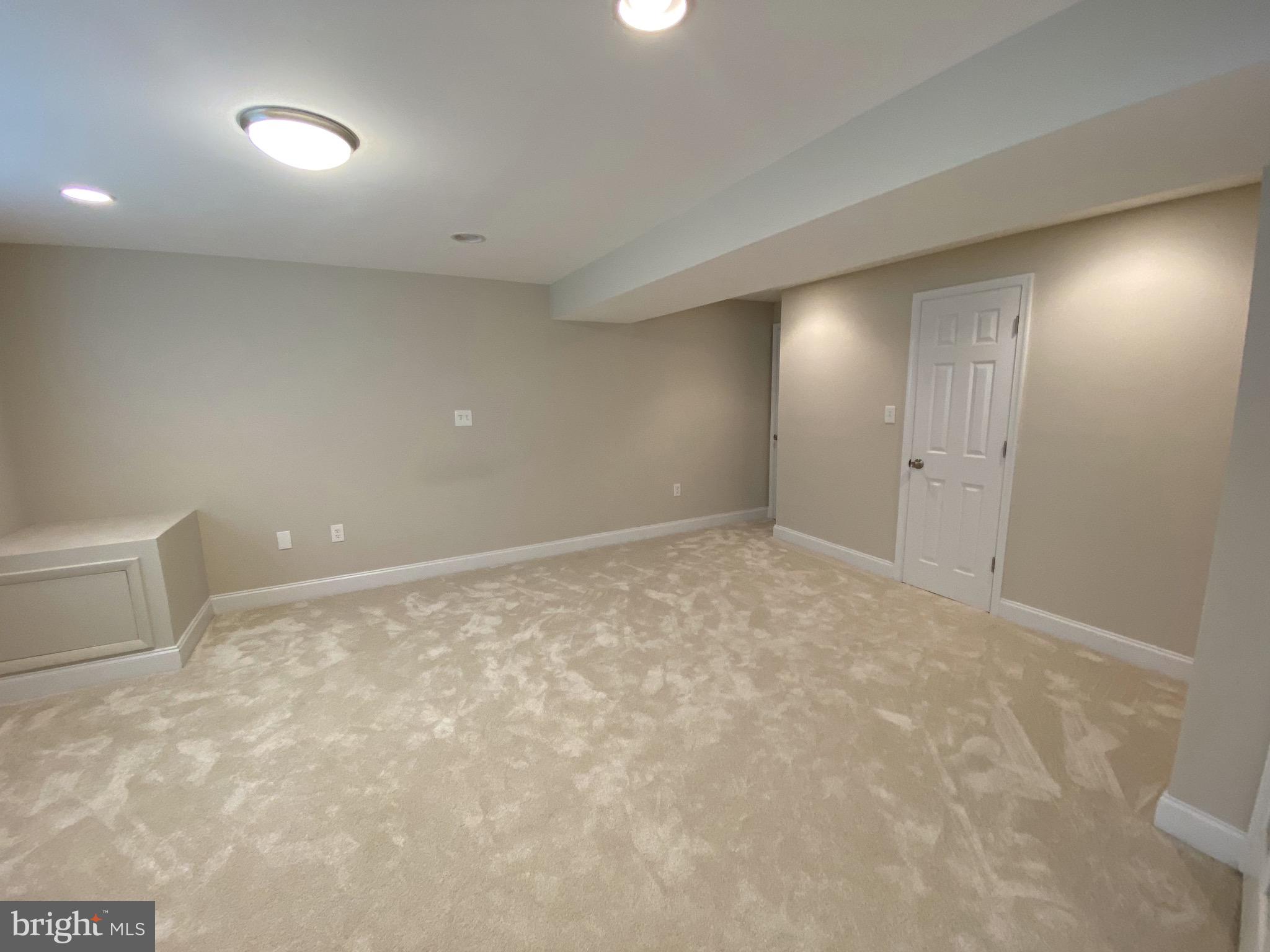 3423 ANDOVER DRIVE
