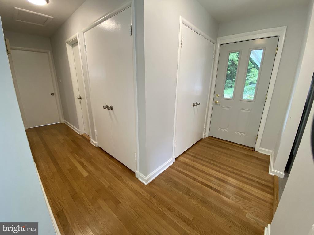 3423 ANDOVER DRIVE
