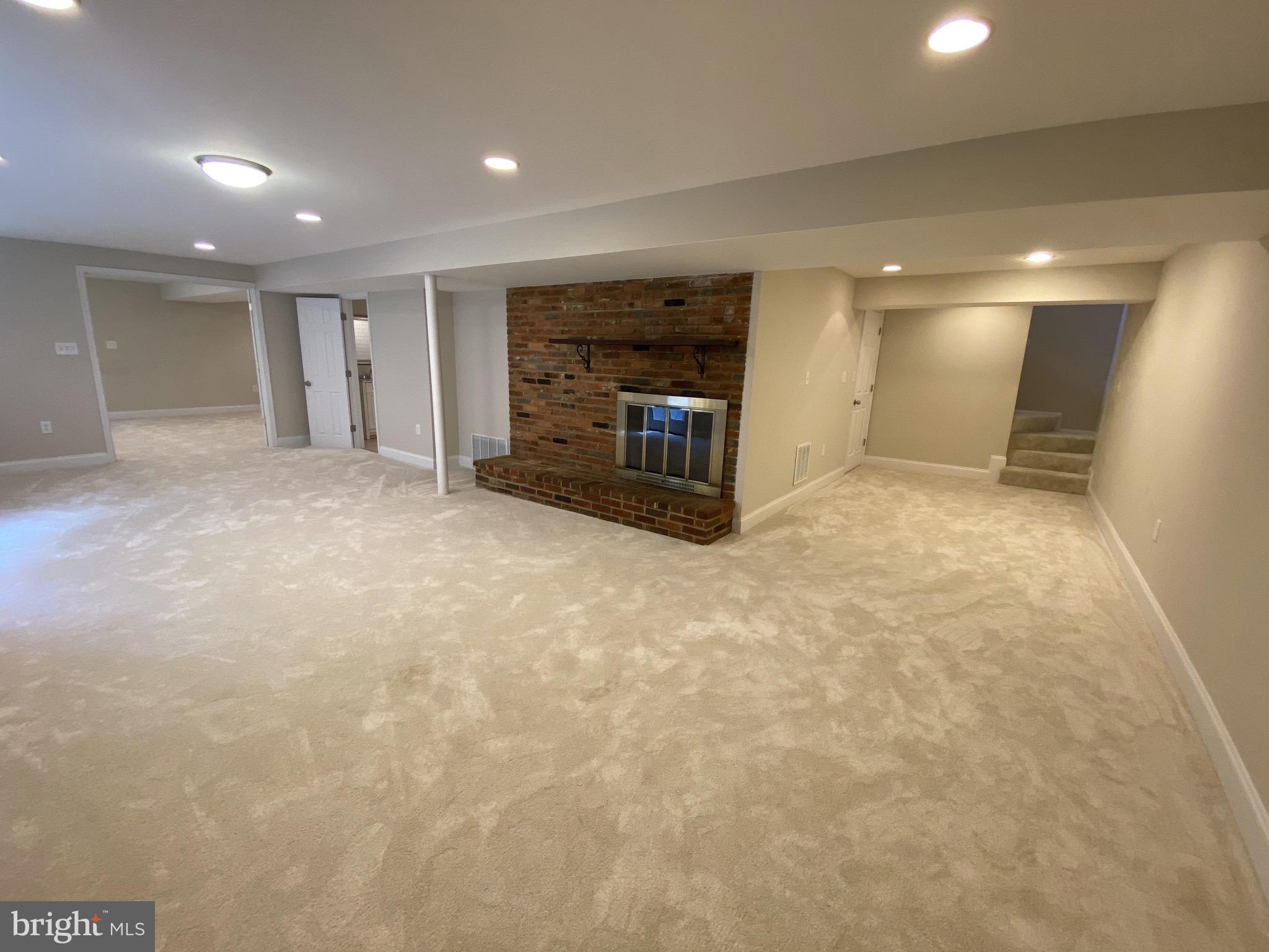 3423 ANDOVER DRIVE