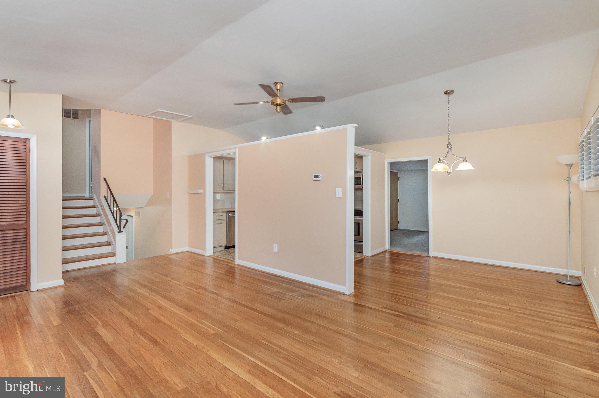 10822 WOODLAND DRIVE