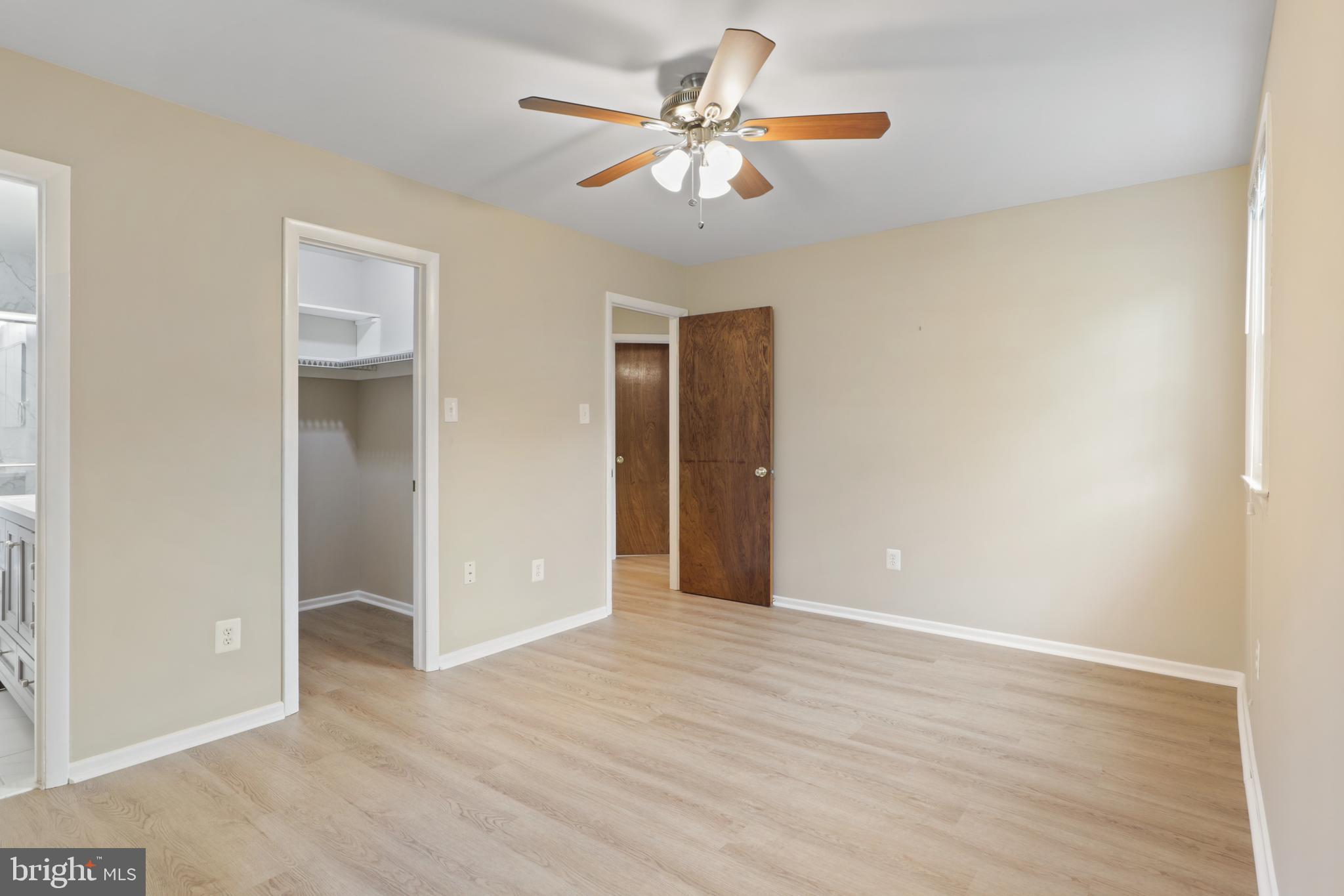 10015 BLUE COAT DRIVE