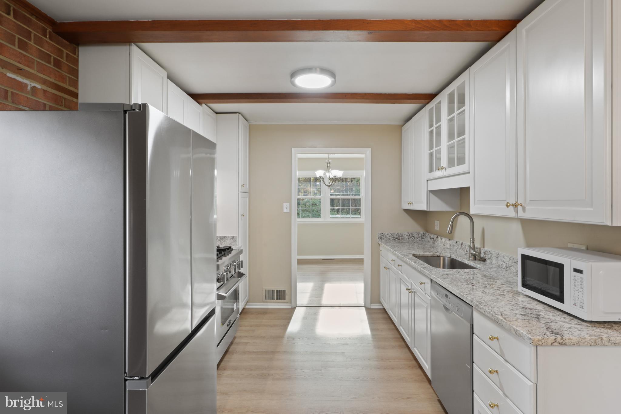 10015 BLUE COAT DRIVE