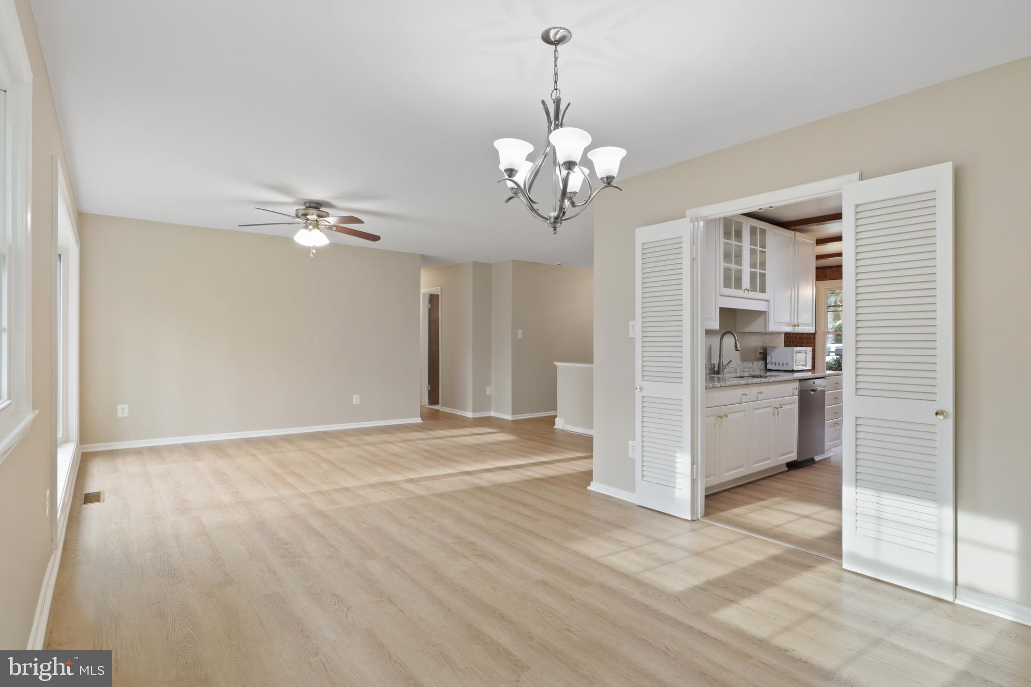 10015 BLUE COAT DRIVE