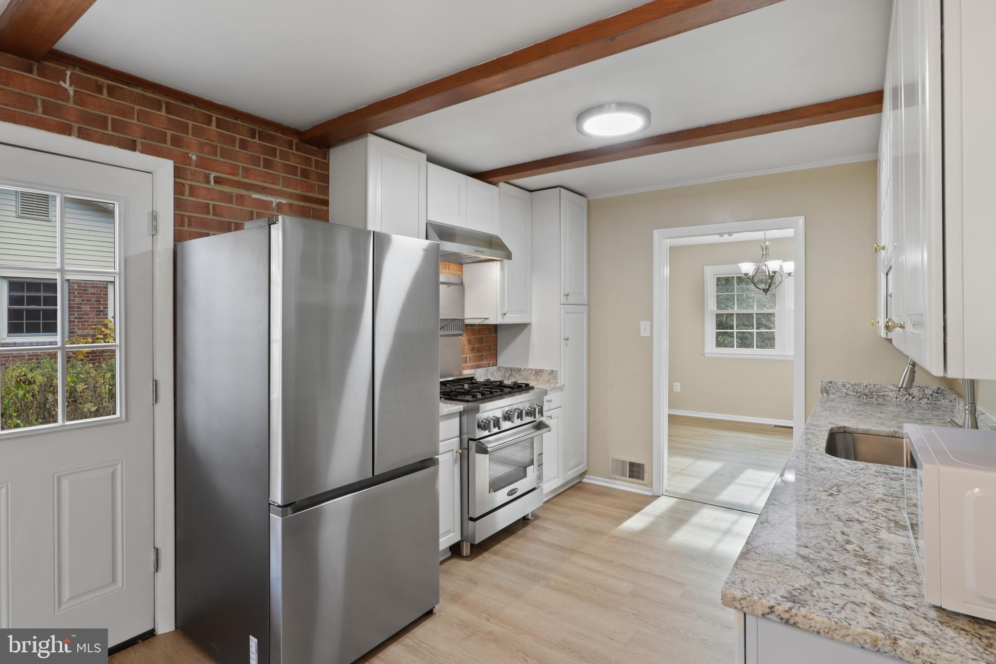 10015 BLUE COAT DRIVE