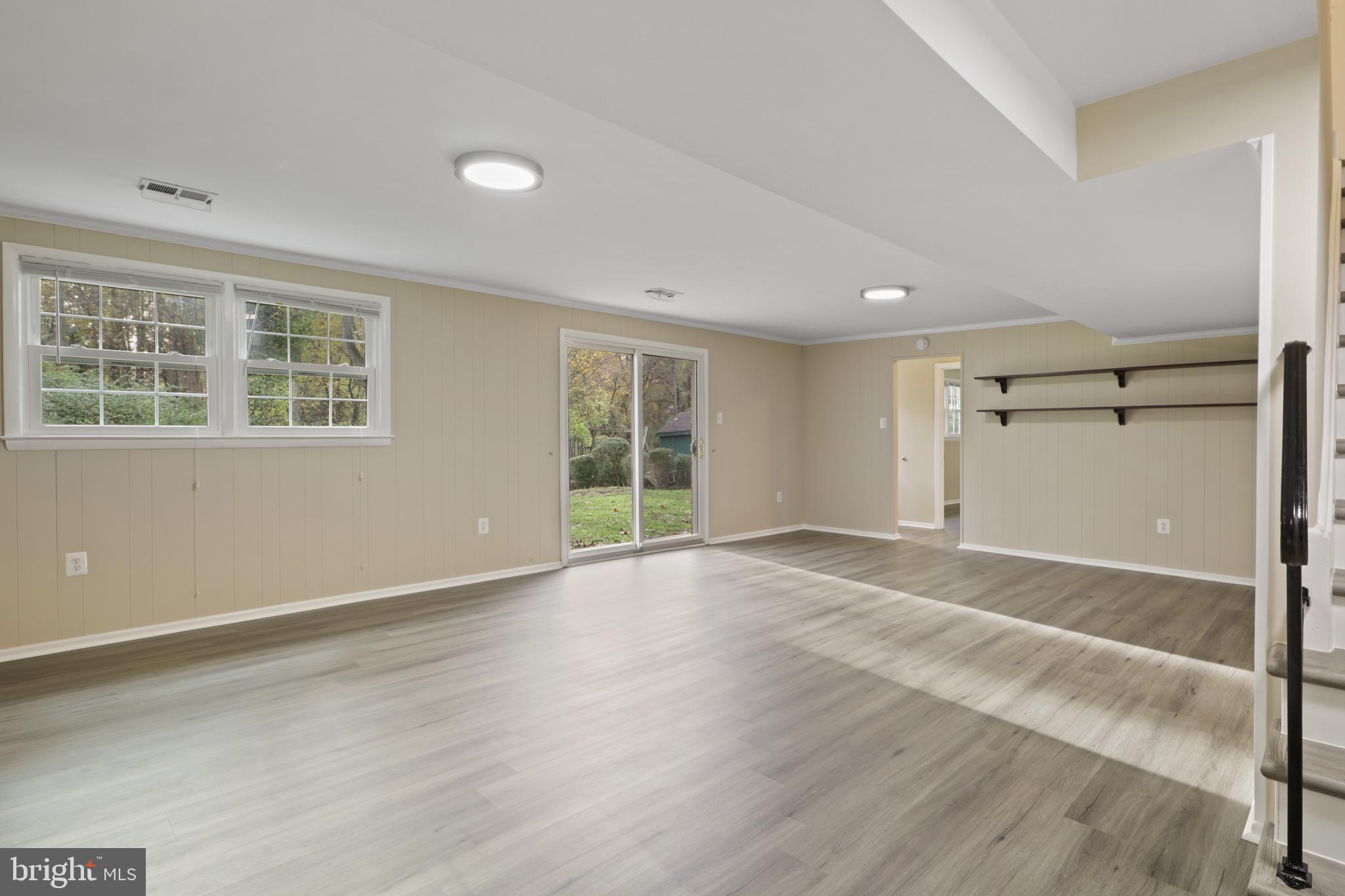 10015 BLUE COAT DRIVE