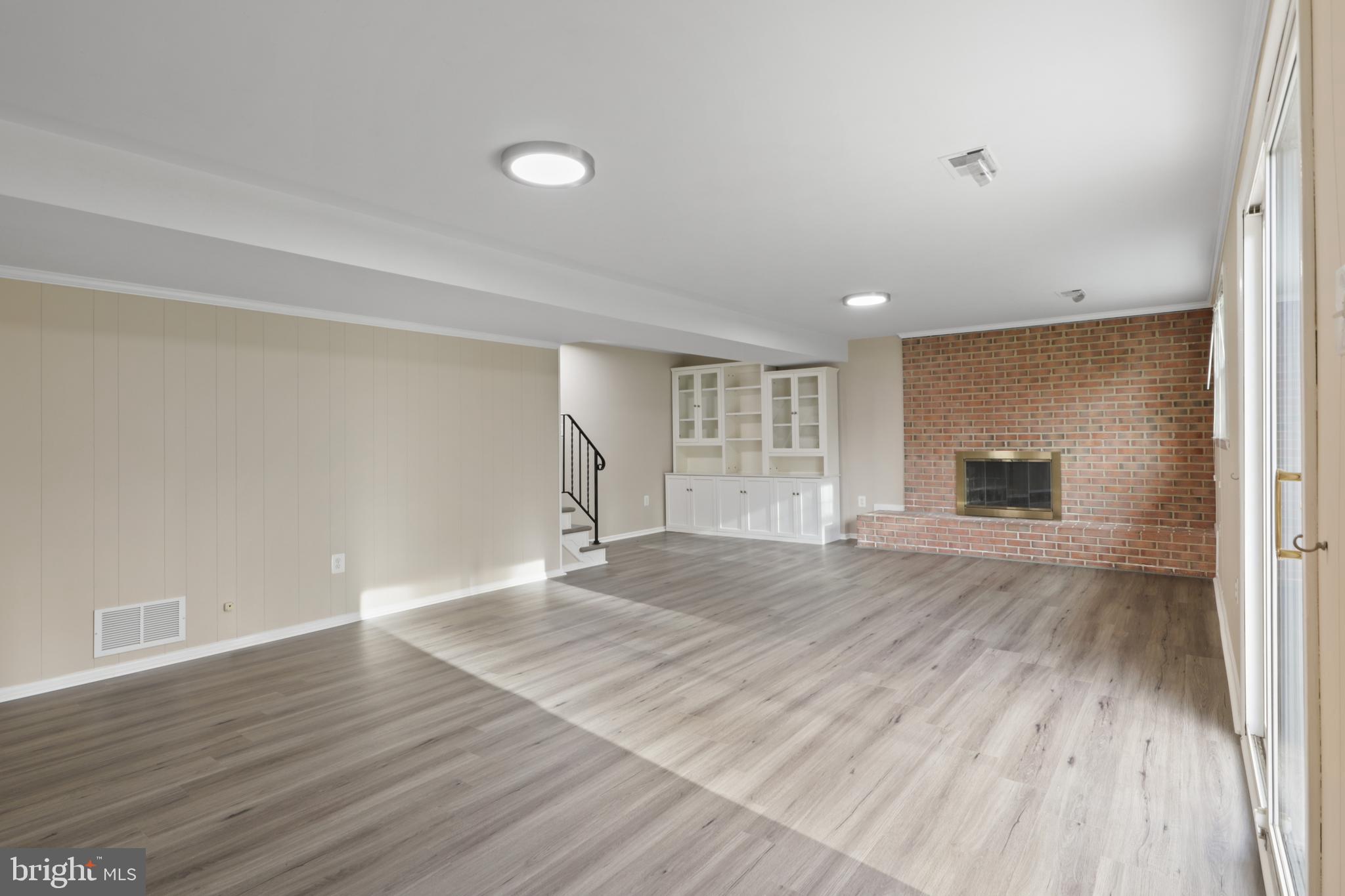 10015 BLUE COAT DRIVE