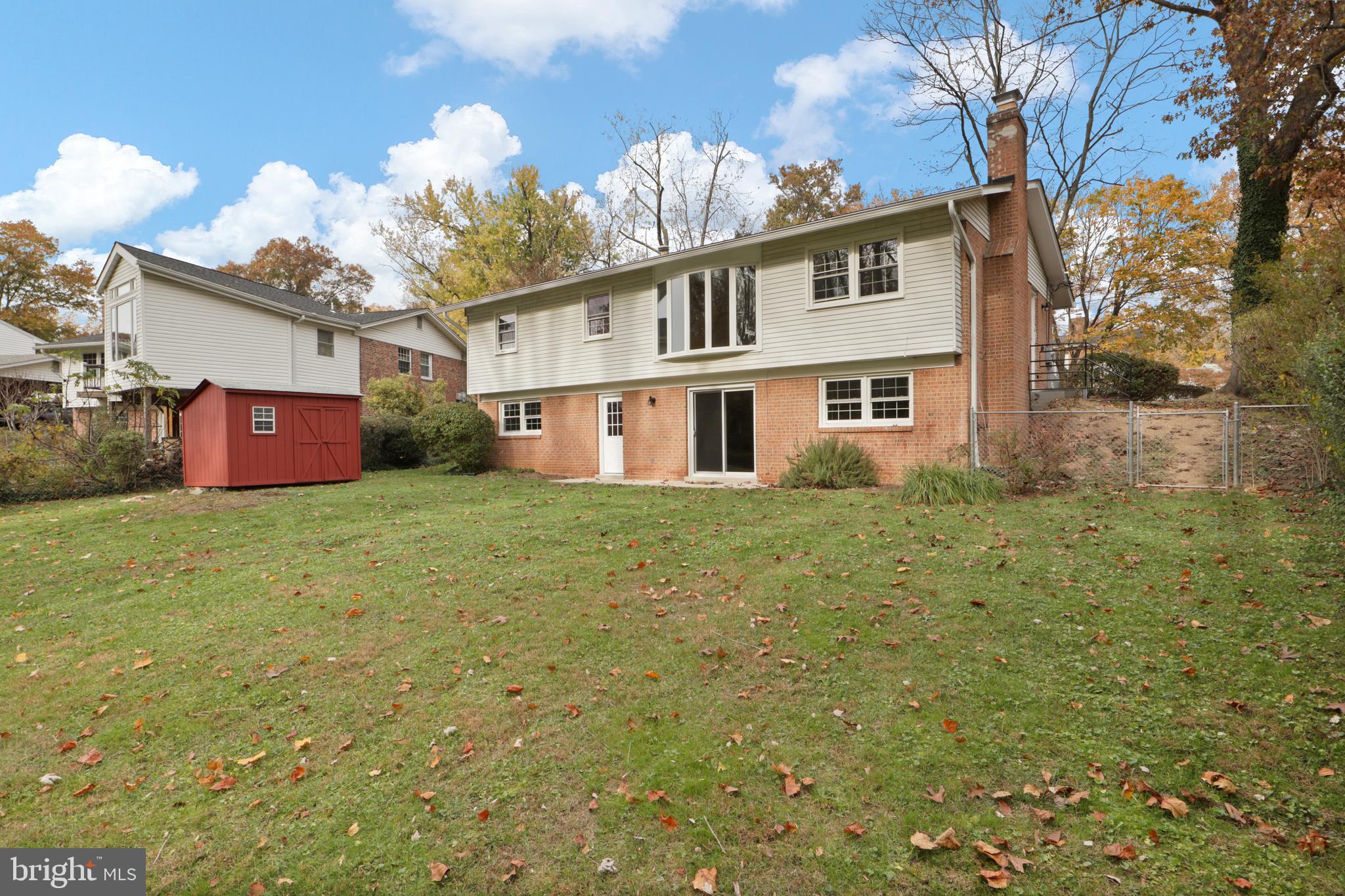 10015 BLUE COAT DRIVE