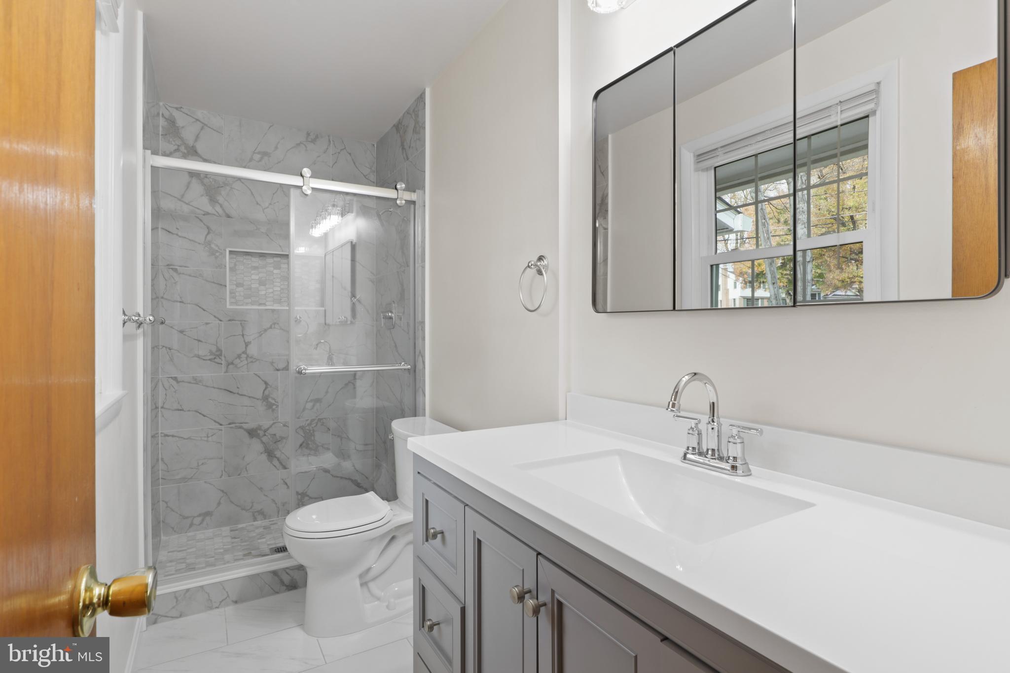 10015 BLUE COAT DRIVE