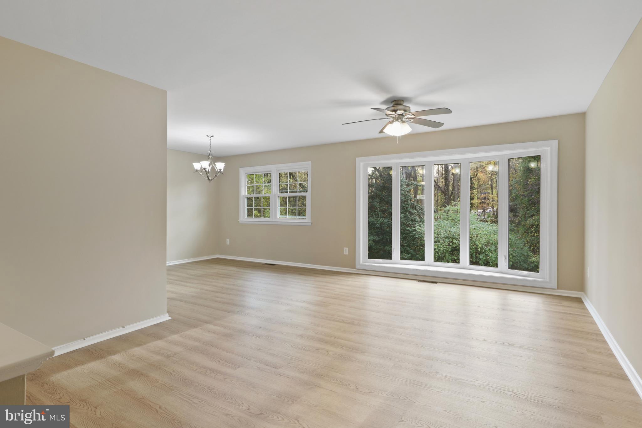 10015 BLUE COAT DRIVE