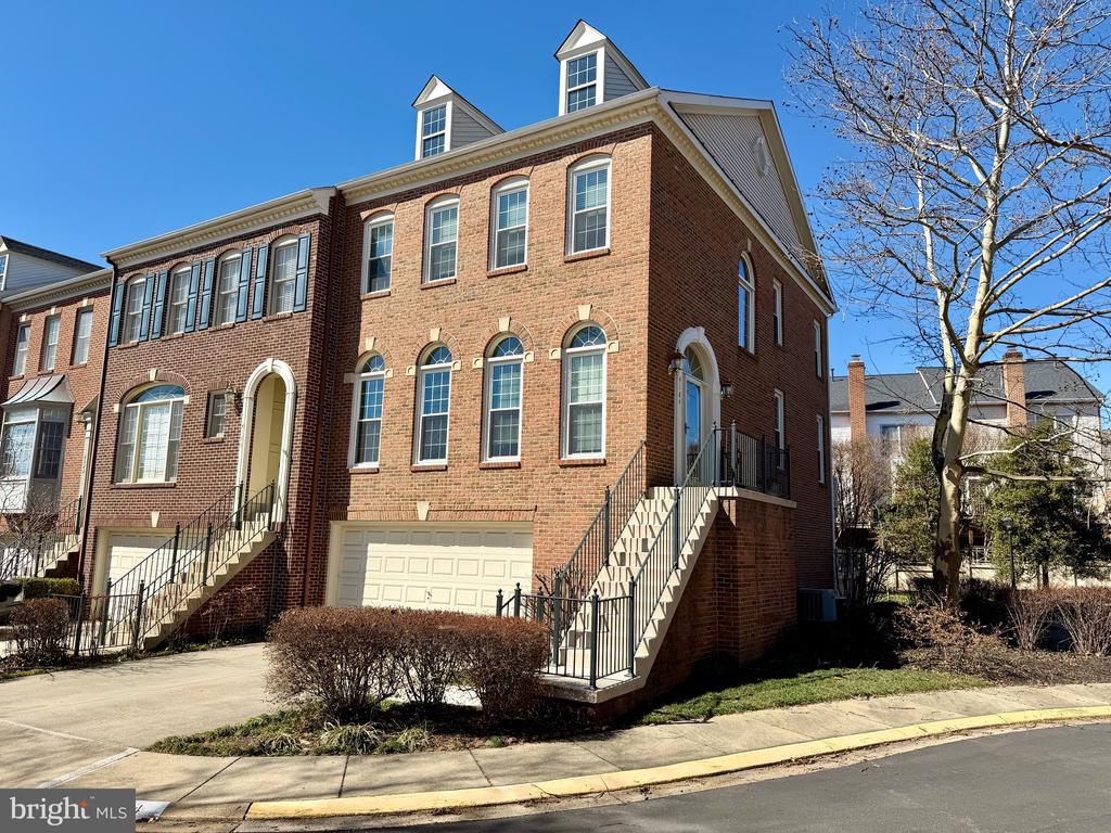 4184 GOVERNOR YEARDLEY LANE