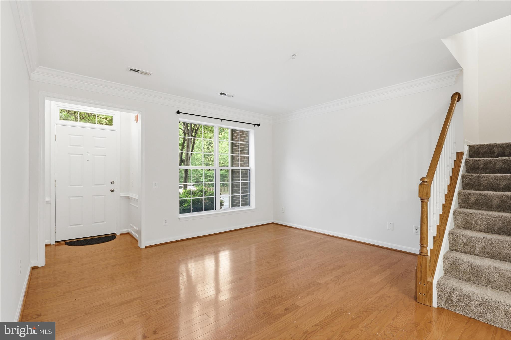 4108 VANDERBILT COURT